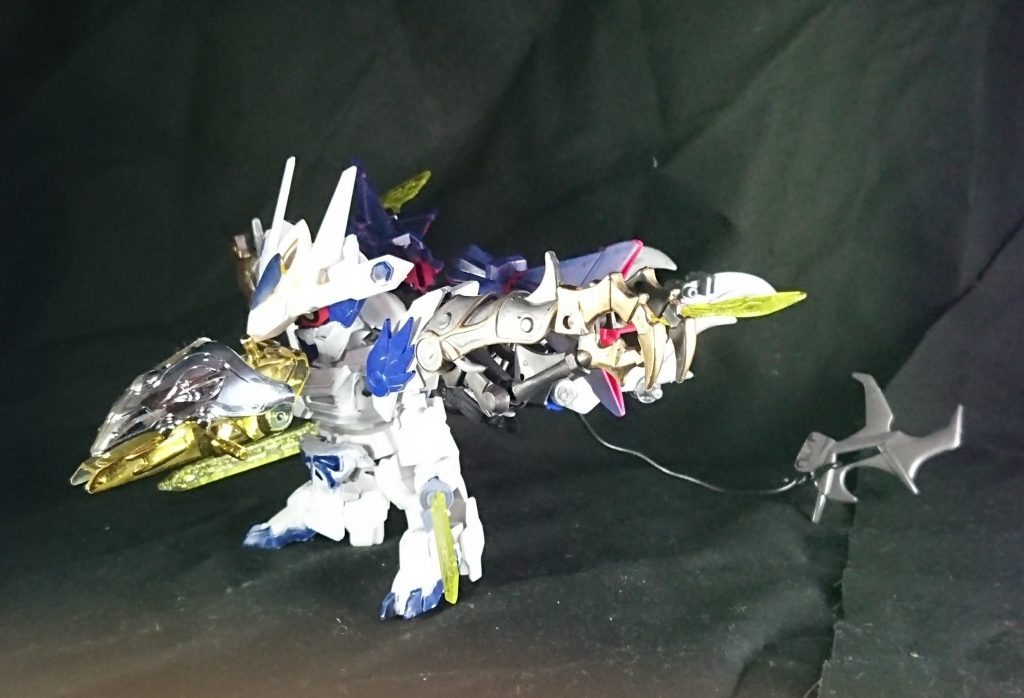 モチーフは余りそう見えませんがナイチンゲールです