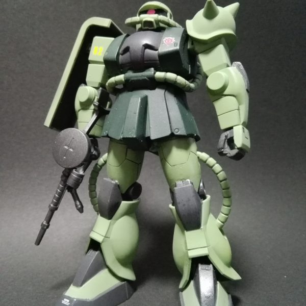 FG ザクII　初エアブラシ