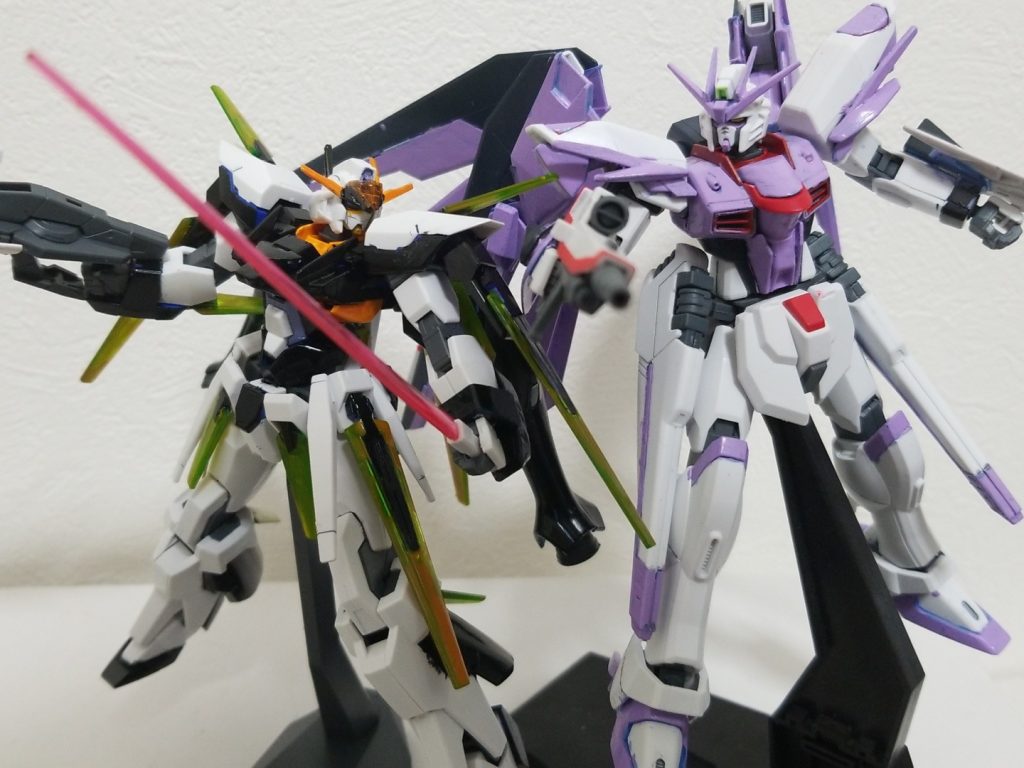 紲星あかりの「ガンダムAGE・BS」とのツーショット