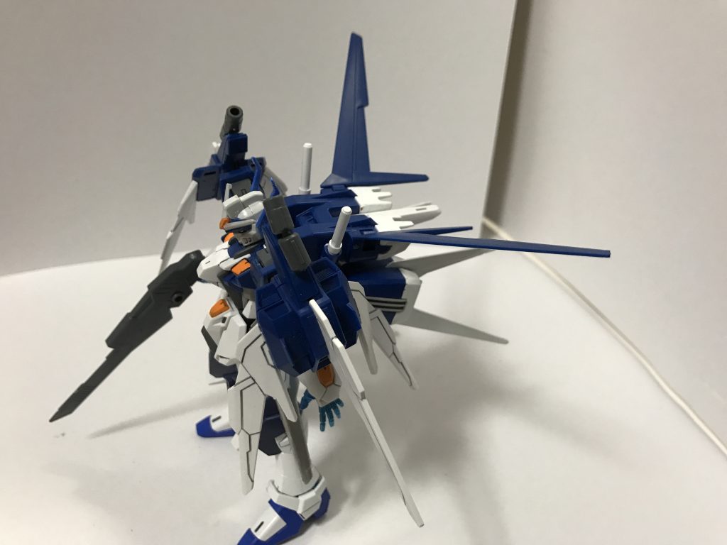 【エールストライカー装備】
ストライクヘヴンズブルーの同じエールストライカーを装備。本装備は大気圏内を想定したものとなっている。