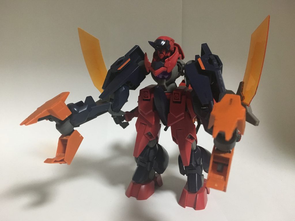 MS形態の前脚の付け根から装甲を取り外した状態。前脚の可動範囲が広がり、機動性が上がる。