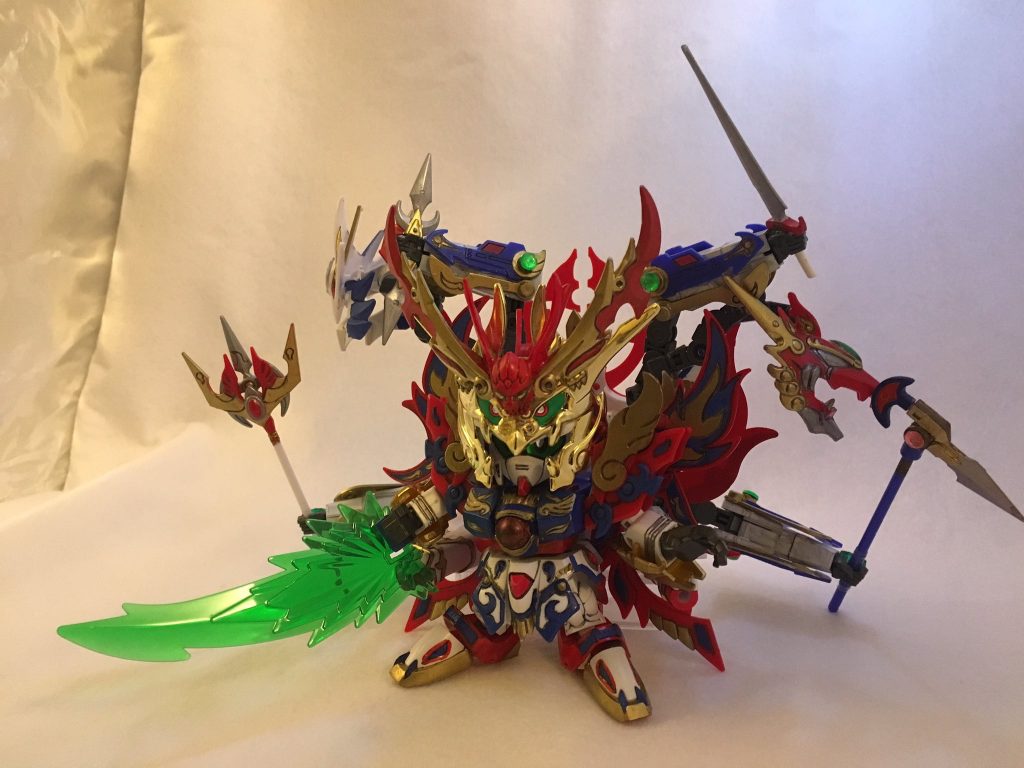 救世阿修羅王形態
鬼舞虎と合体した戦闘形態。武器腕を駆使し、接近戦では無類の強さを誇る。武器腕はHGセラフィムの腕とボールデンで大型化、稼働拡大しました。