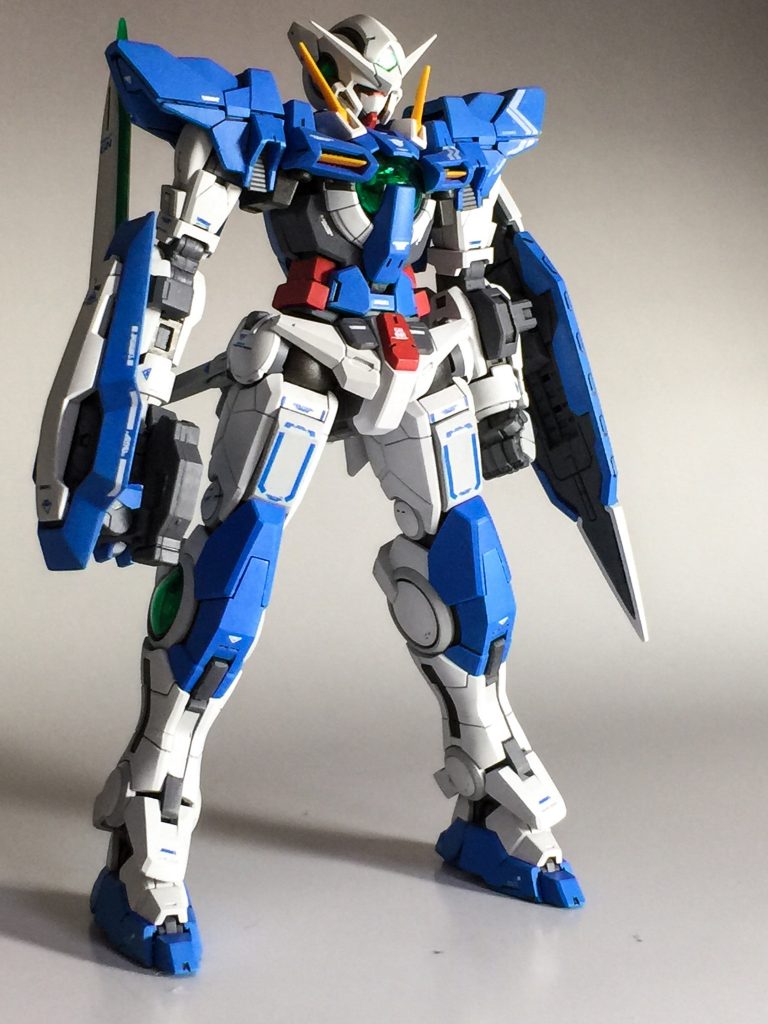 リペア２のパーツはHGからの流用等です。
肩パーツのみ前後逆に取り付け、ビームサーベルラックを手を加えて前にしています。