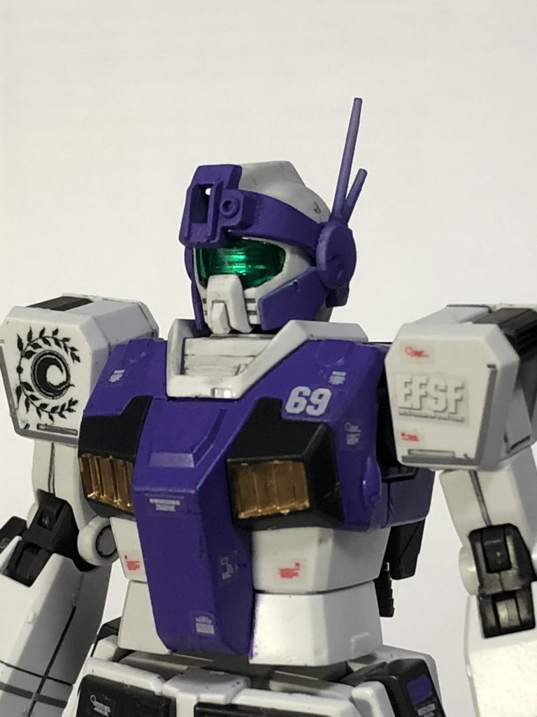 バストアップ
デカールは説明書通りに貼っていますが
一部オリジナルで貼ってます