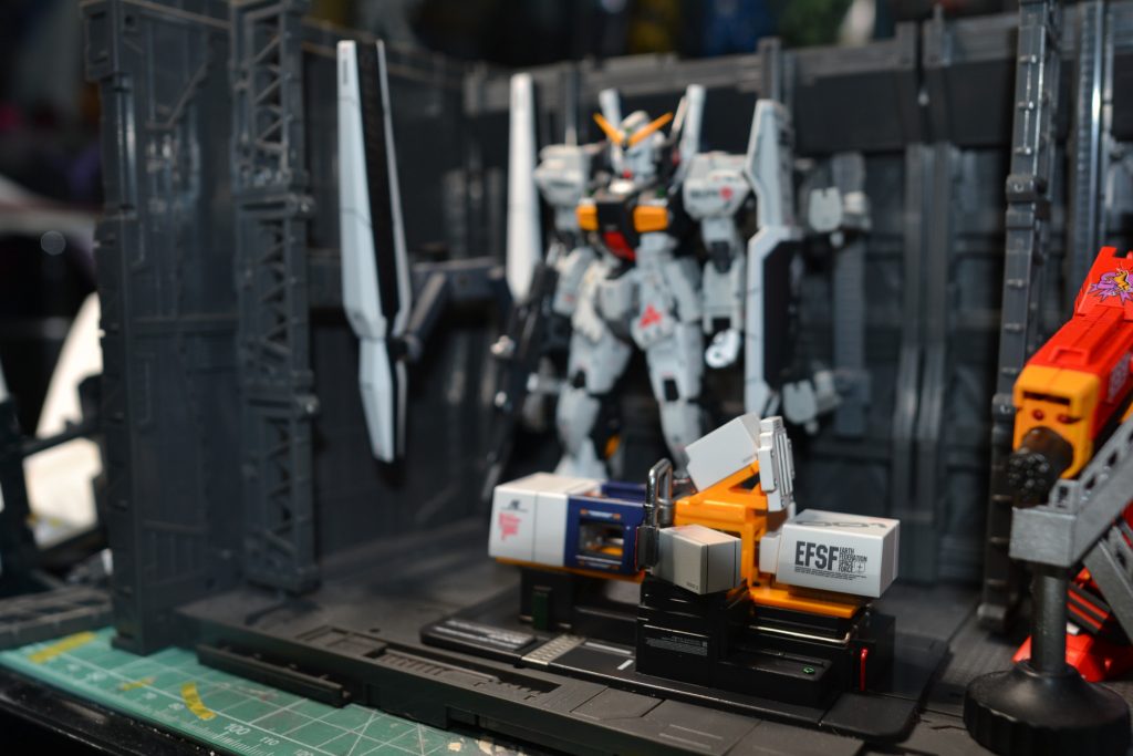 意外に、情景部品としても良さそうです。
ガンダムベース東京や、静岡ホビーセンターで販売されています。