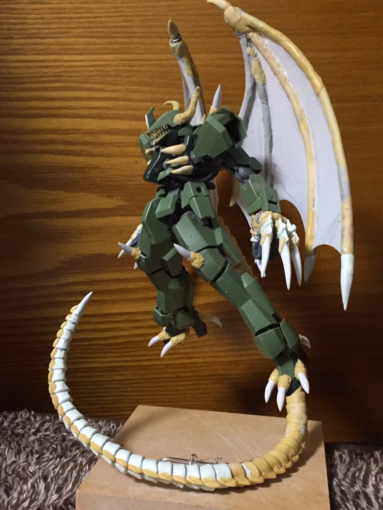 製作中、その3。