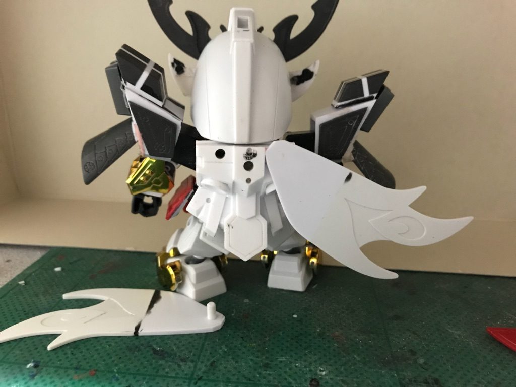 こんな感じで翼を追加してあります