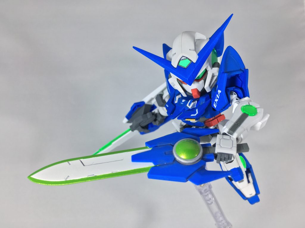 おまけで刃部分をSDパーツに変えた アメイジングGNブレイドも作ってみました。