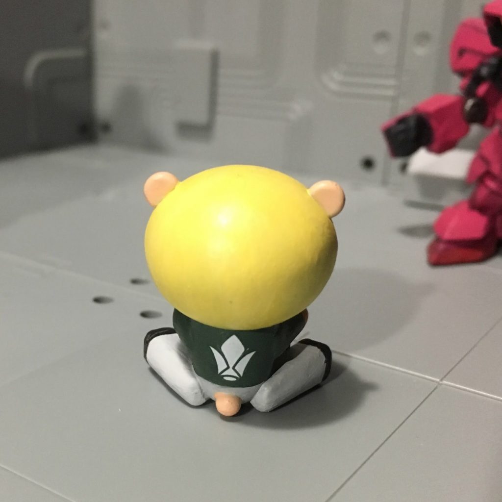 ネオジム式にしたのは、背中の鉄華団マークに穴を開けないためです。