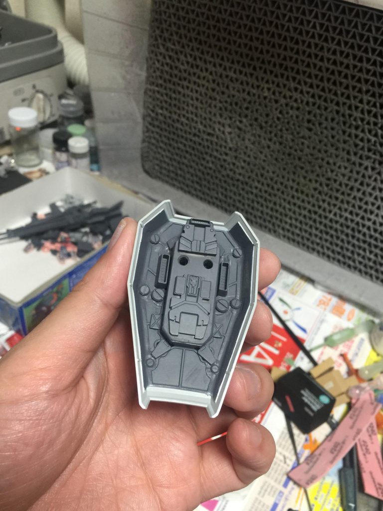 裏面もなんとか成功です、裏面はダボ穴削除大変でしたけど、削除するとしないとでは見栄えが大幅に変わるので、こういうのはしっかりしたほうが良いと思います。