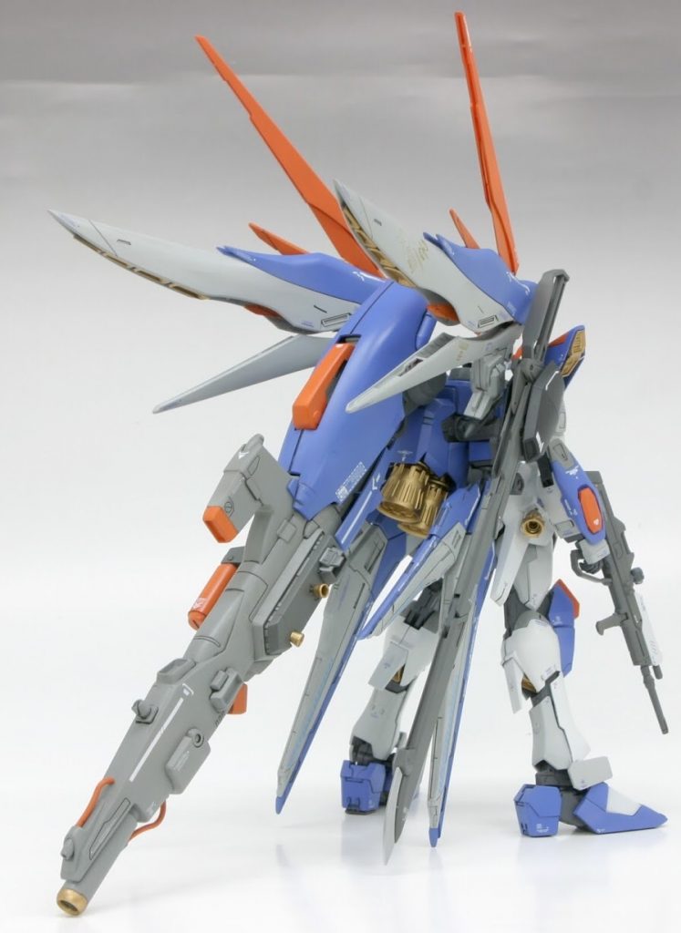 背面が売りです、ごちゃごちゃとポン付けですが、放射状に配置することにより(自分好みの)カッコよさを追求できたかと思います。