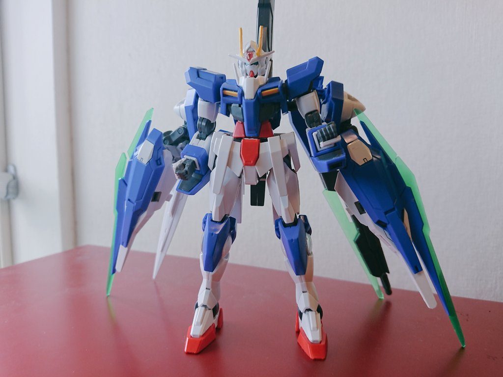 ダブルオースカイのラッシュポジションを見て、なるほどと思ったので自分もそれっぽく出来るようにしました。