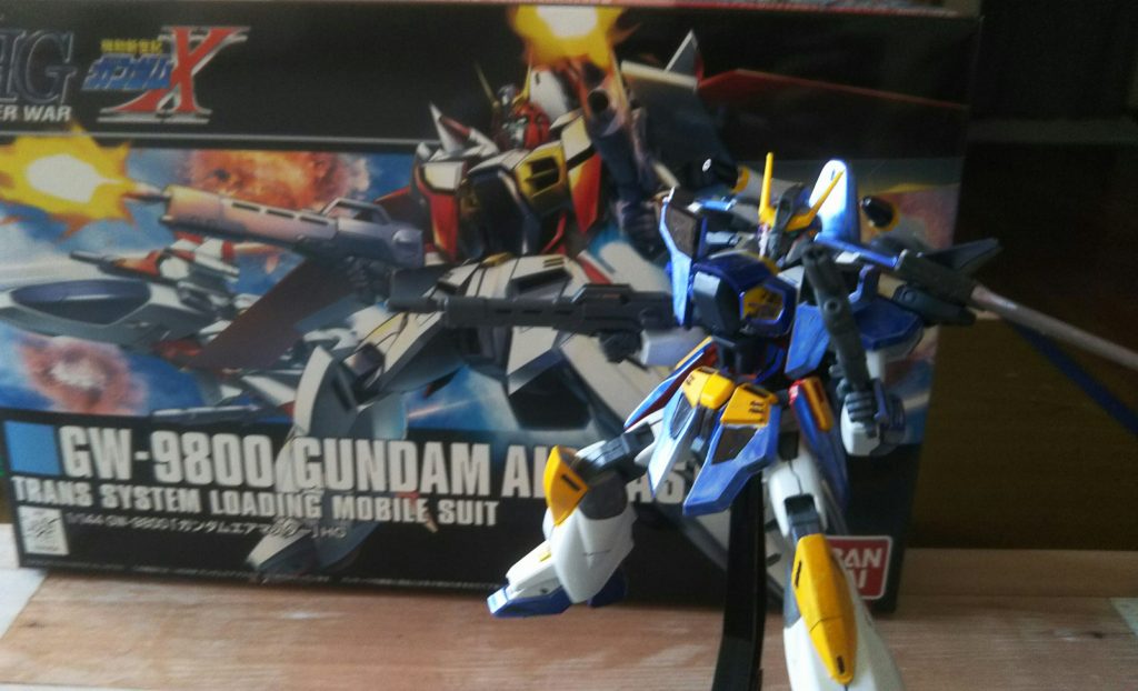 元キット、ガンダムエアマスターの箱絵風に。オーディーンMが銃持ちだからゆるして