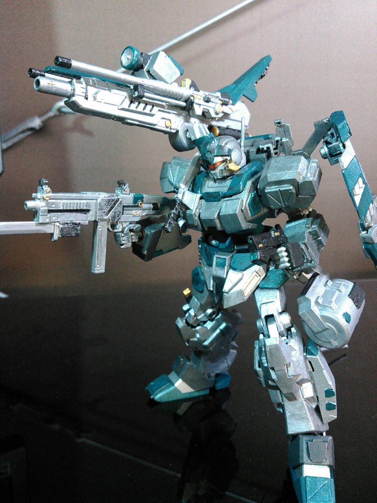 ジェスタをジムストライカーっぽくしたかったんです…。