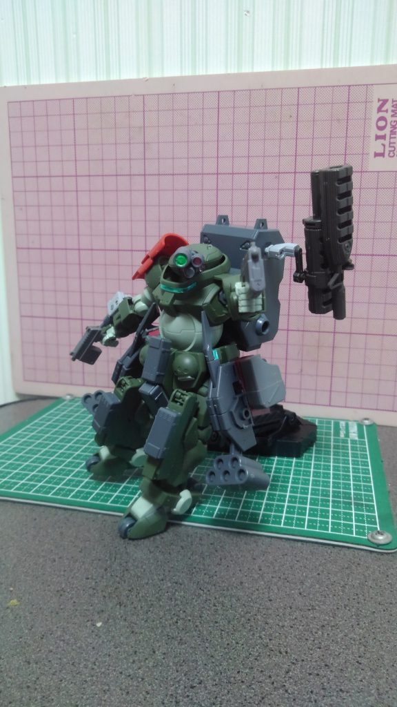 この武装の多さ故弾切れしたら即パージという豪快さ、ハンドガンだけでも６挺ほど装備、ミサイルも２８発ほど装備してある真面目に単騎で千人クラスのフォースと渡り合う為に作った本当の「最終決戦仕様」

*実はもっと増える予定だった....*