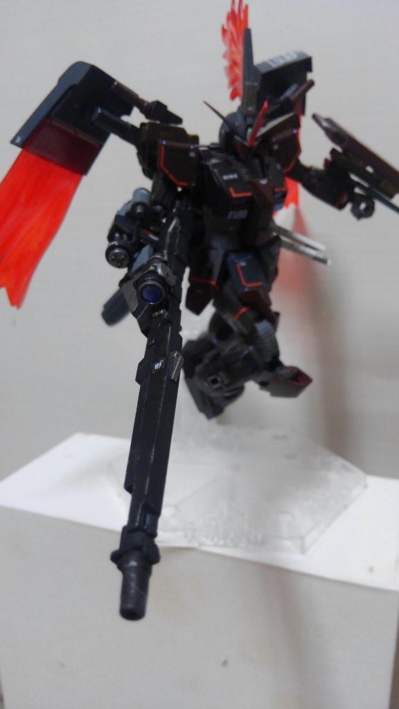 ロング・メガ・バスター
ガンダムデルタカイから拝借しました。
無改造で持ち手にぴったりでしたから、「俺、神様信じる!」って喜んでましたねw