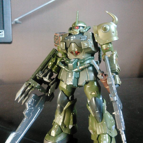 グフカスタム(現地改修仕様)