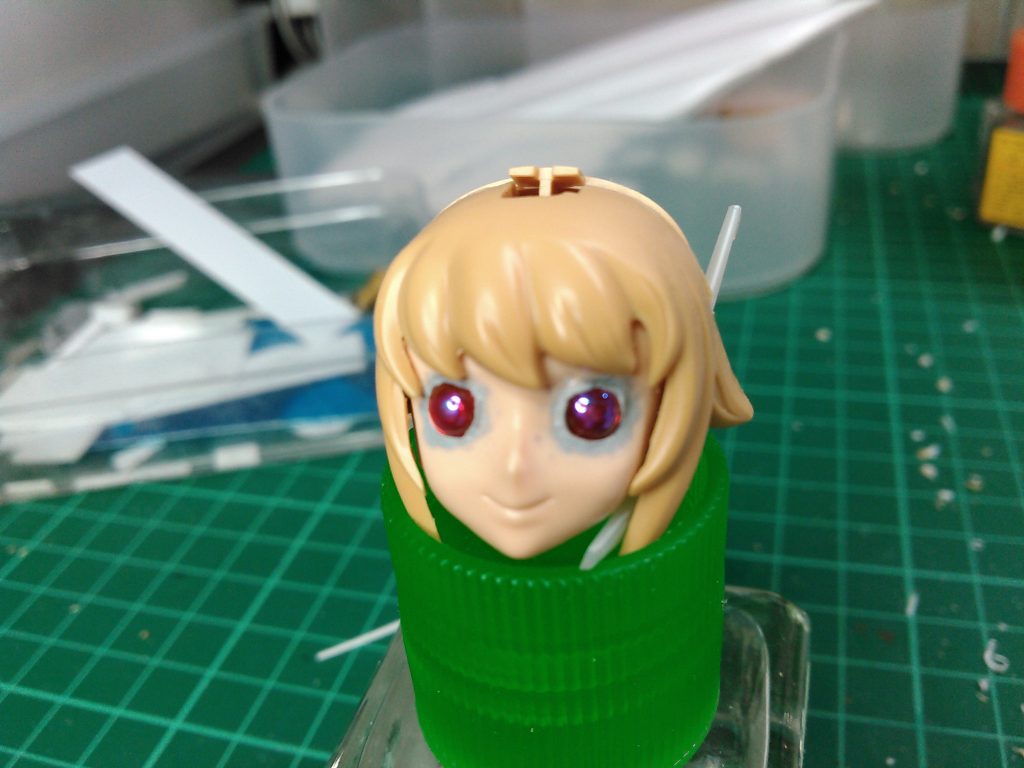 頭部の改修途中、目が怖いてすねw