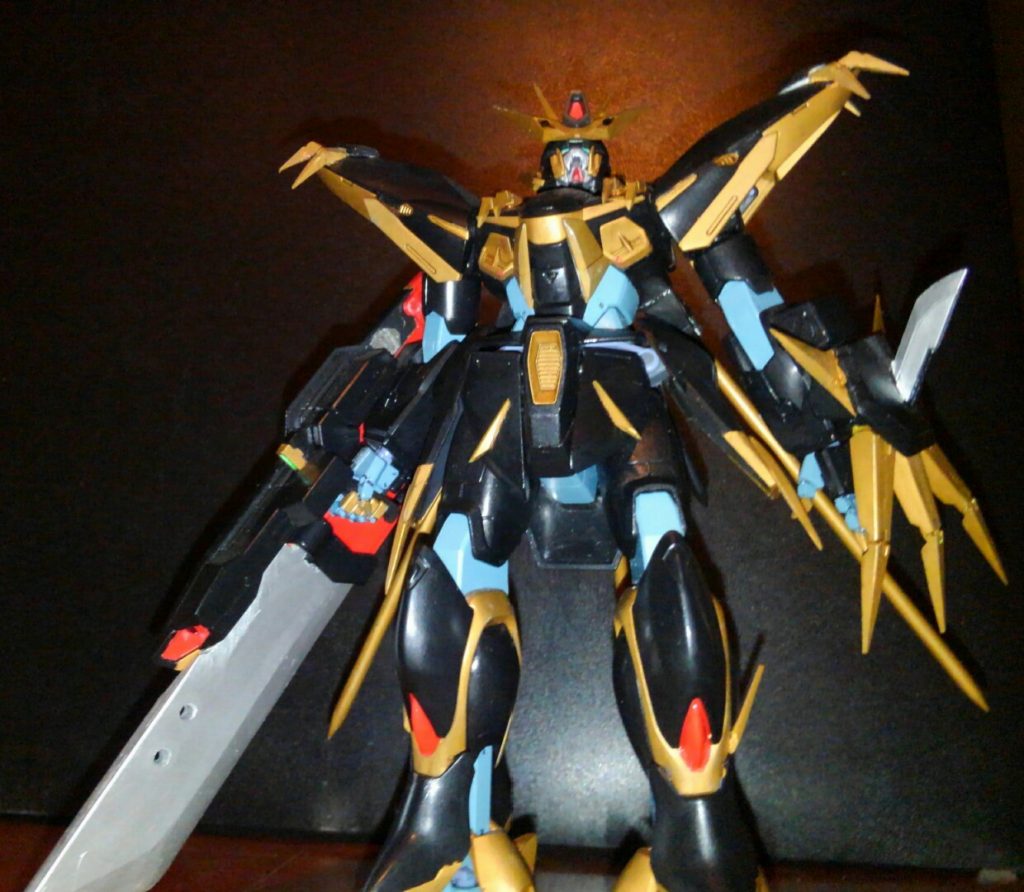 派手な見た目の機体ですが戦法は姑息(;´д`)
ま、自分がジャイアントキリング狙うならこうするかな~という正魂の悪さが伺える一品です(笑)