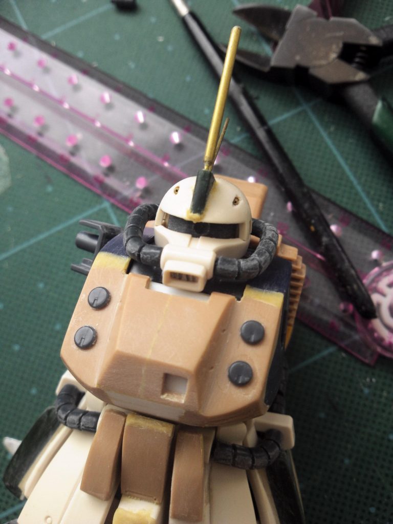 アンテナは真鍮線と真鍮パイプの組み合わせです