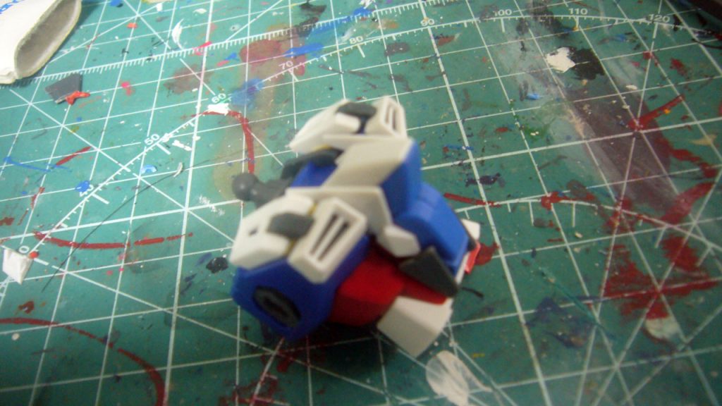 胴体はダブルオーダイバーとユニバースブースターを組み合わせてます