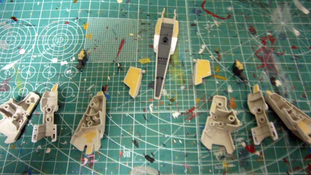 本体はほとんどいじってません。パテで穴埋めしたくらい