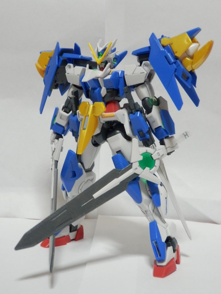 『00ダイバーV(ネイキッドスタイル)』
V2ABのABユニットでモリモリのクセにネイキッドとはコレ如何に。
武装はダイバーソード×2とGNソードⅡ×2の近接戦特化。