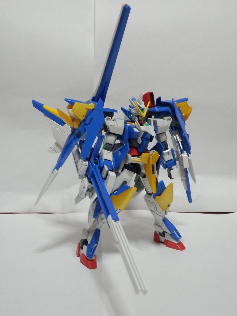 シールドの方はストレートな仕様ですが、メガビームライフルの方は…