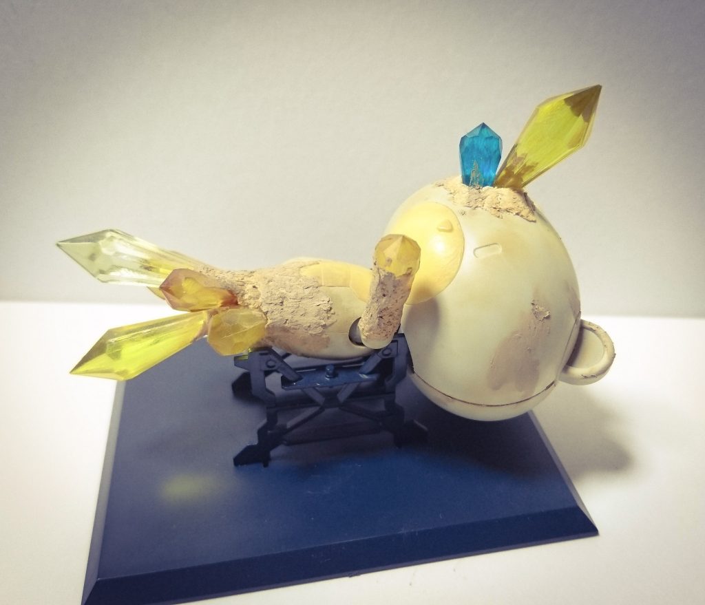 右から。
青い結晶はもともとの目が変化したから青いのでは、と思っています。