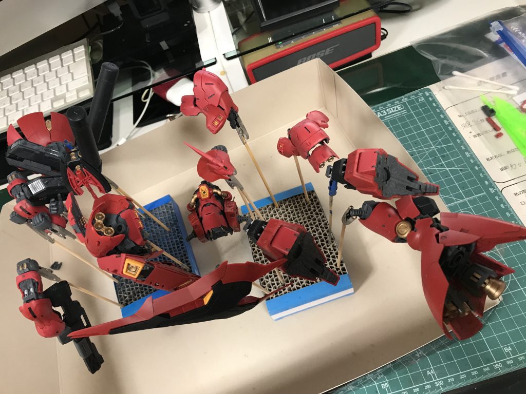 MG並の大きさでトップコートも吹くのめんどくさいです