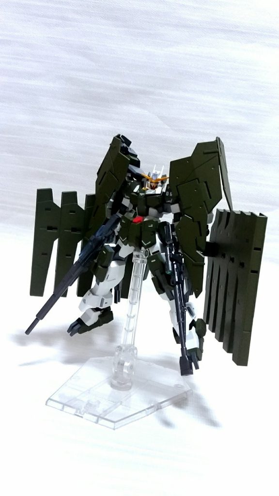 「その通り!俺達はソレスタルビーイング!!」