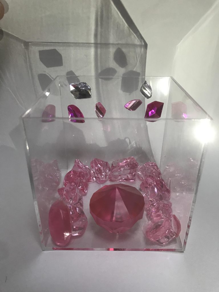 台座も全てセリアで購入したのを組み合わせました