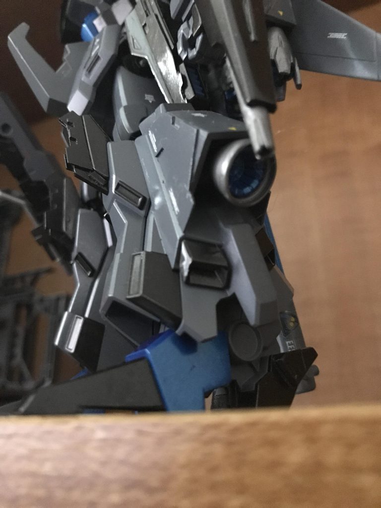 足が一番プラ板使ったと思います