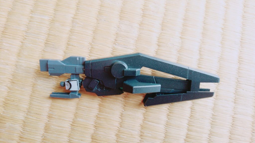 ・ドッズライフルver.70
70年の戦争によりバージョンアップを繰り返し、ダイダルバズーカを小型化できる様になったものです。