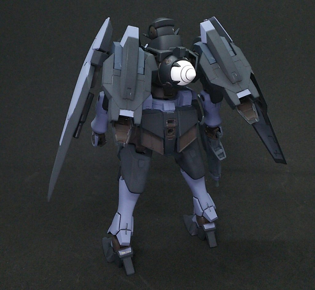 工作はあとエッジ化と合わせ目消しくらいです．