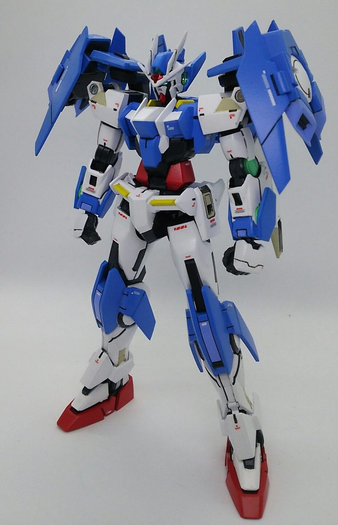 武装・バックパックなし.
拳はビルドナックルを使用し,甲部のディテールは掘りました.