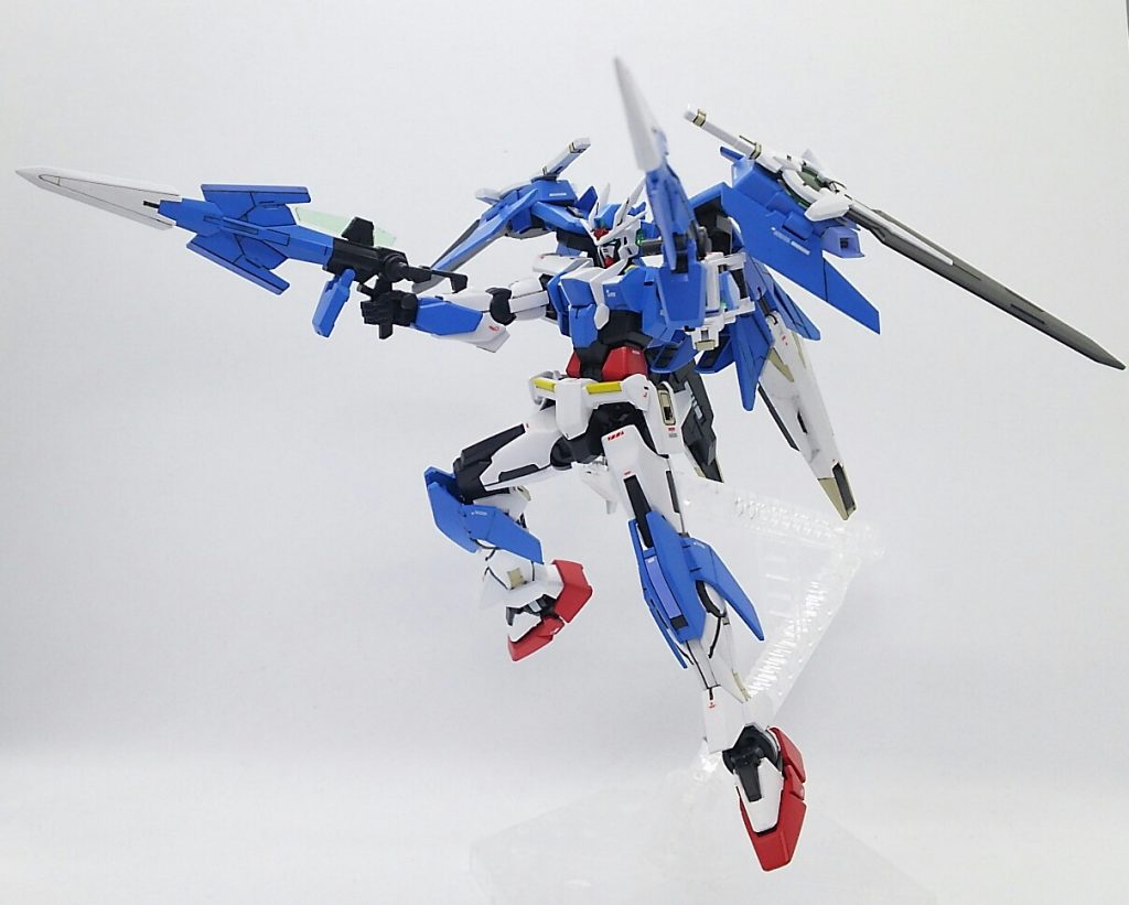 デカールはあまりうるさくならないように,控えめにしました.