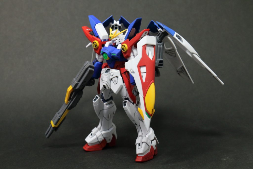 肩を広げるとラムダドライバみたいです。