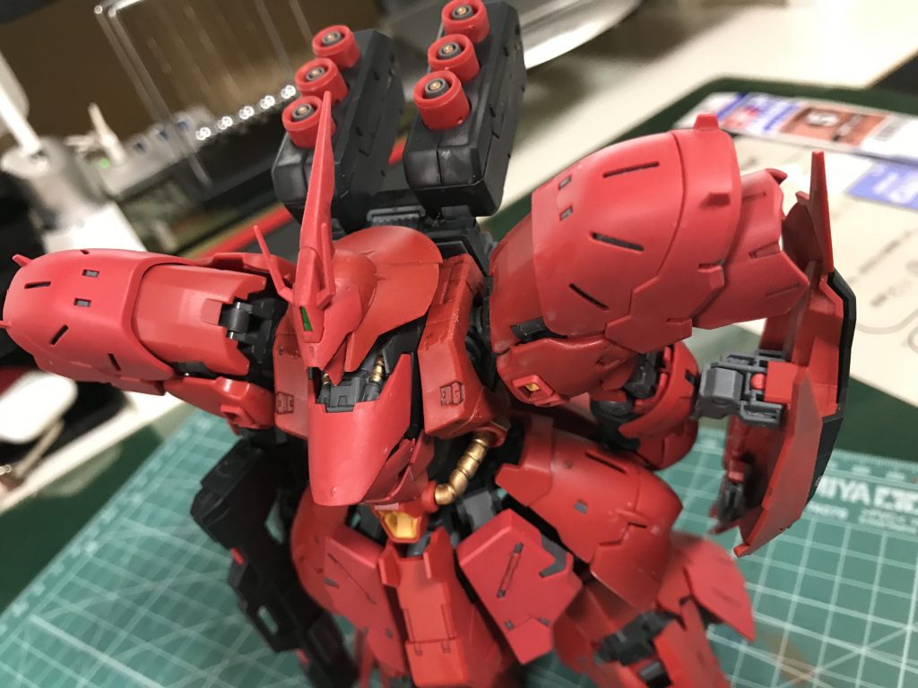 店頭　発売日2日後のジョーシンで売っていたので買っちゃいました（´ 3｀)　3,880円で購入。素敵