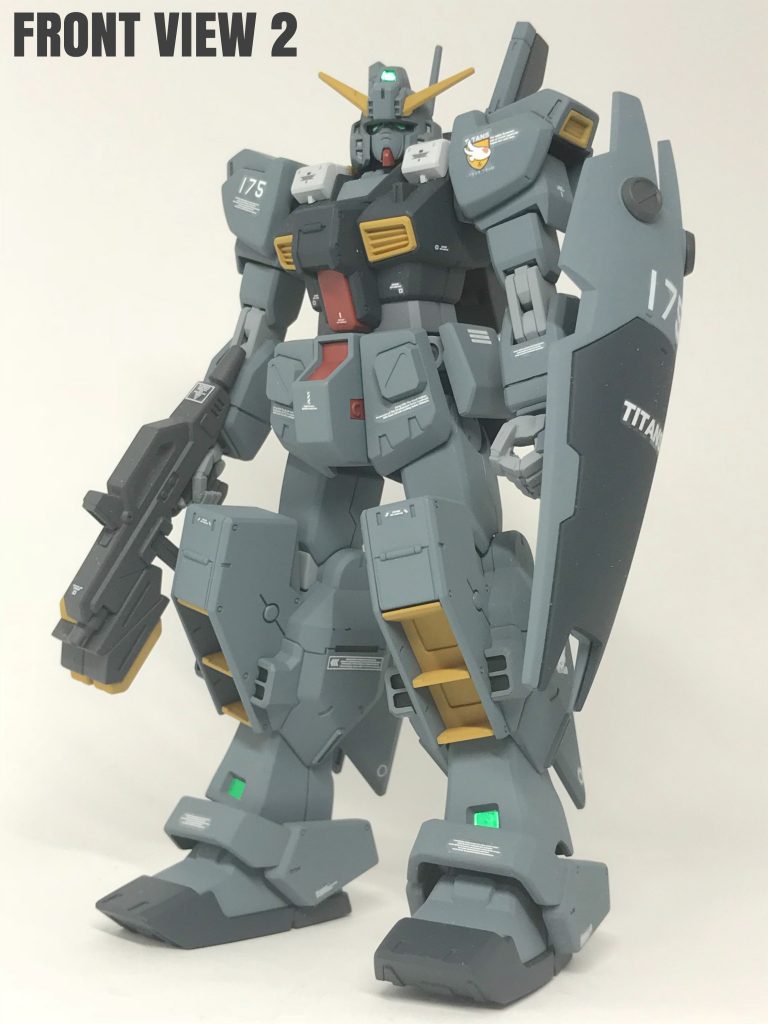 一部 ガンダムマークⅡのパーツを使用し、
強襲用をイメージして作成しました。

マークⅡのプロトタイプの様にも見えますが
自分的にはマークⅡのパーツ耐久テストを
試す機体としての位置付けです。（強襲機
として使用し、どの位の耐久性があるか？ 
的な感じです。）