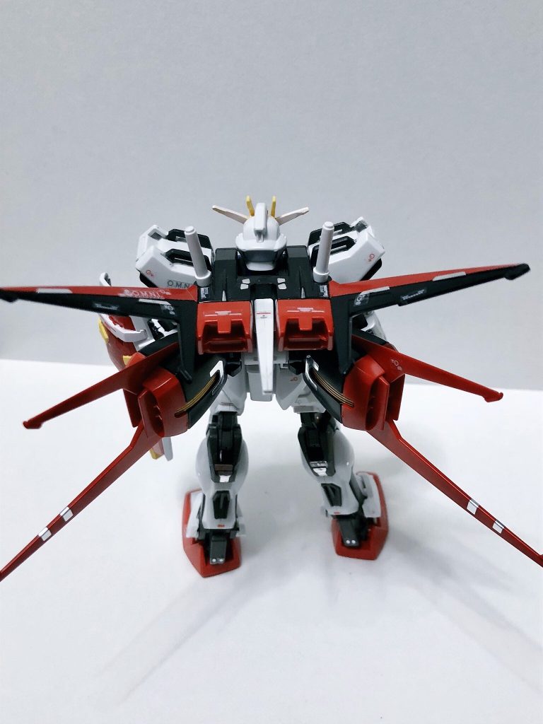 HGエールストライクガンダム feat.リアルスティックデカールRG–3枚目/制作者：pinguinuslovers