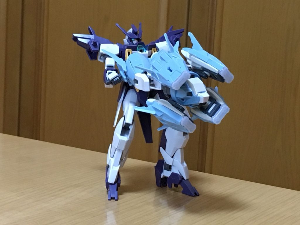 シャフリさんのバズーカを持たせました