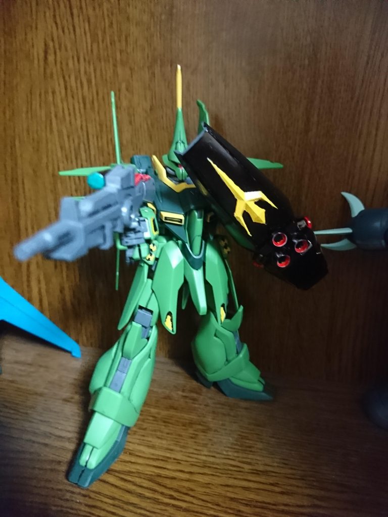 バウ素組みです。塗装下手なのは技量の問題だから許してね。