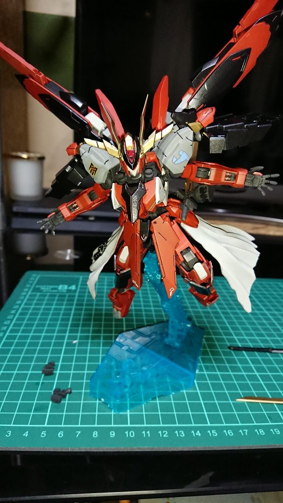 頑駄無 紅裏無刃壊瑠 (ガンダム グリムバエル)–3枚目/制作者:Ryusei