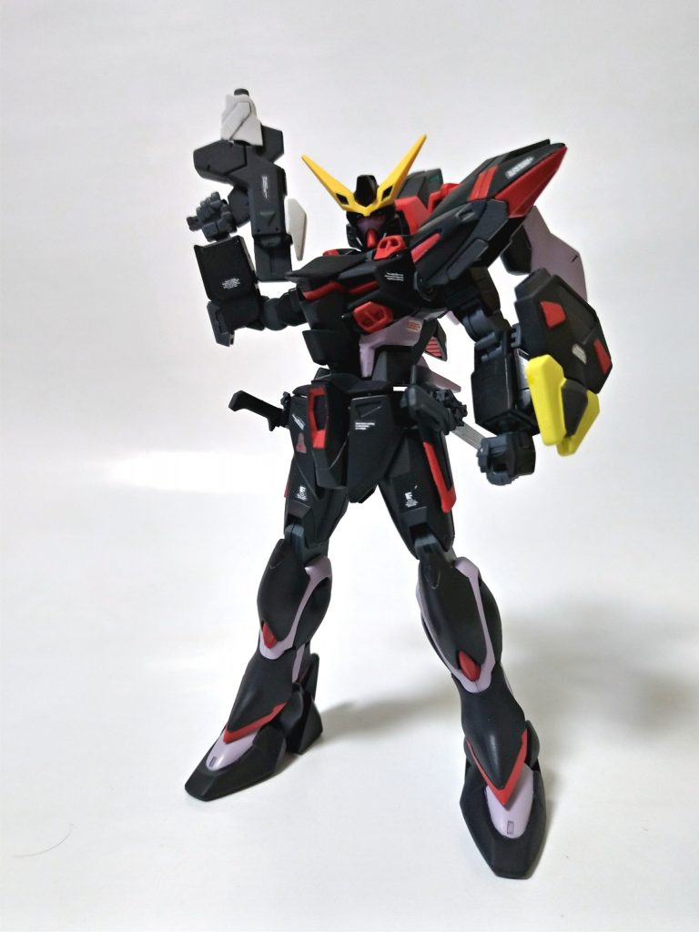 トリケロスはグリップ部をジャンクパーツでそれ単体での使用を想定した小型ライフル風にしました。

以下ポージング集