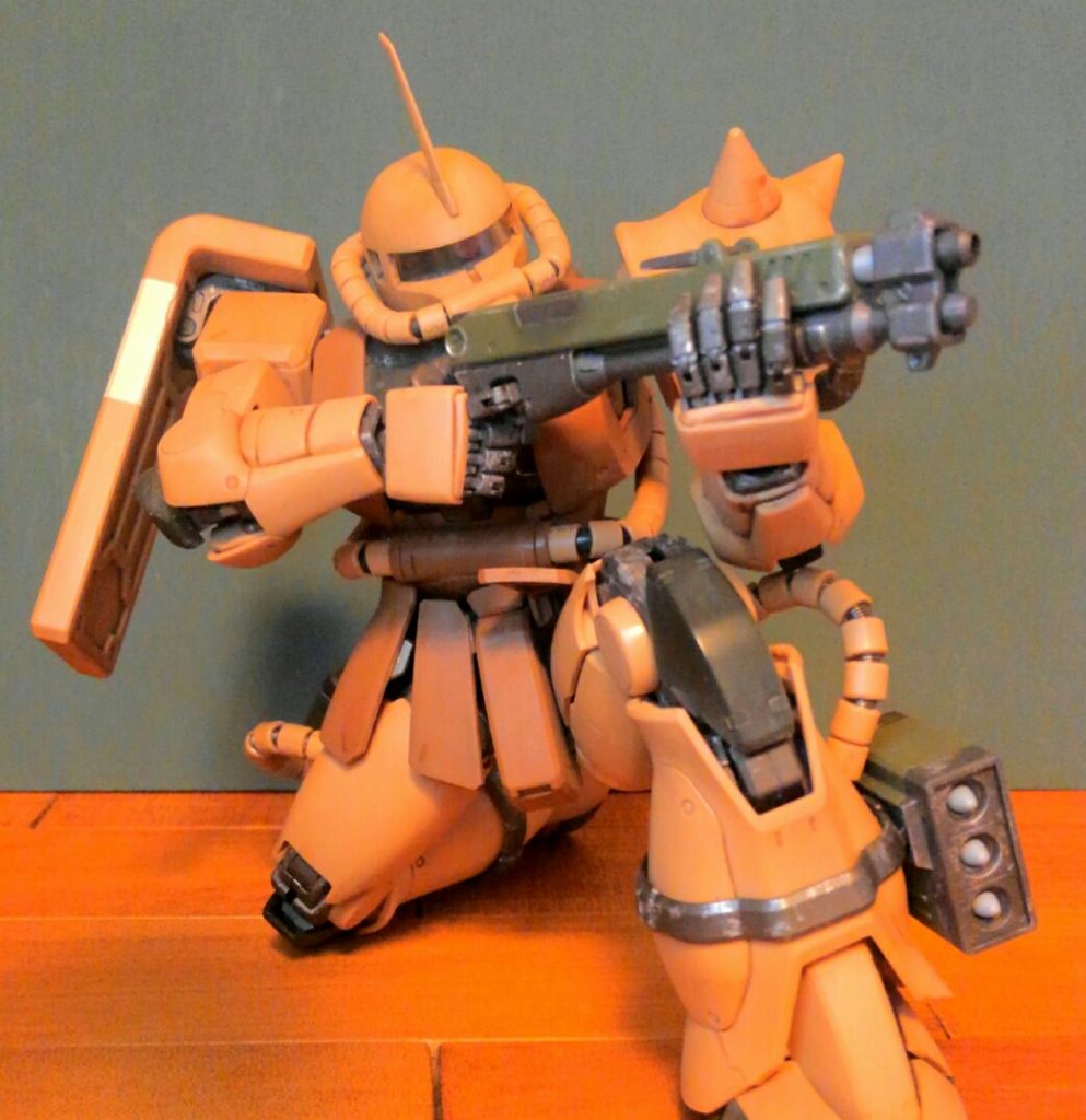 2.0自体は結構古めのキットですが可動域は素晴らしいです