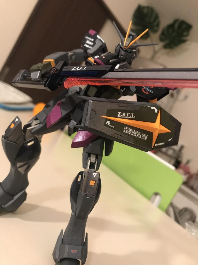 デカールで完成度が上がった気がします♪