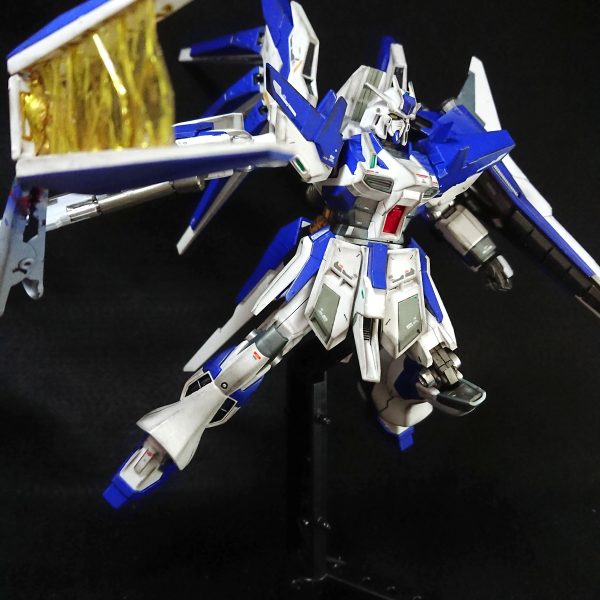 Hi-νガンダムヴレイブ(ファンネルエフェクトを添えて)