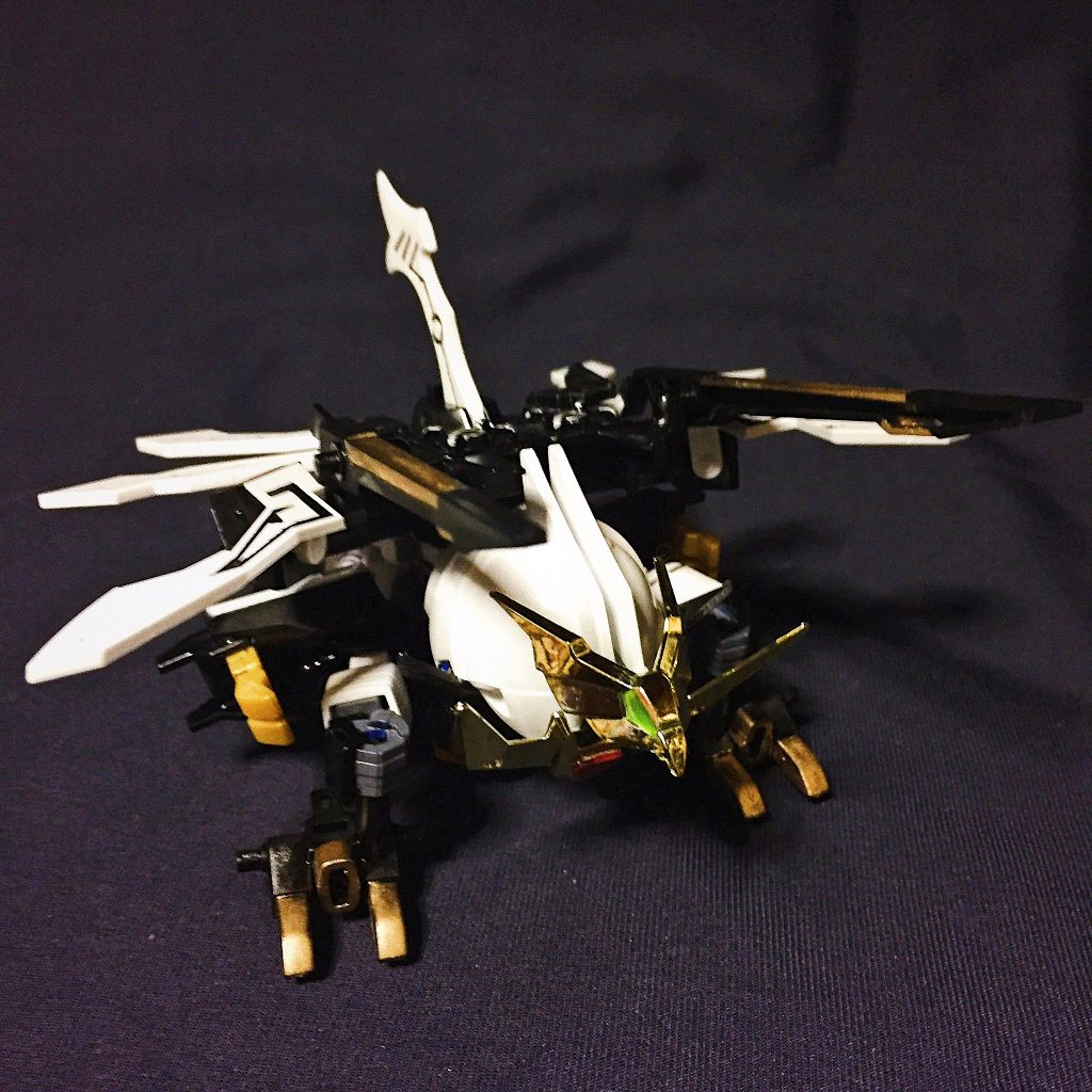 爆熱バードにも変形できます。
ファルコンをオミットしてたら再現できなかったかも。