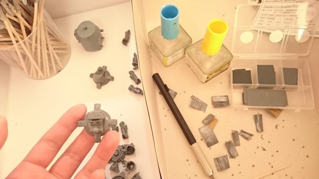 最初はまじめに作っていたんです。